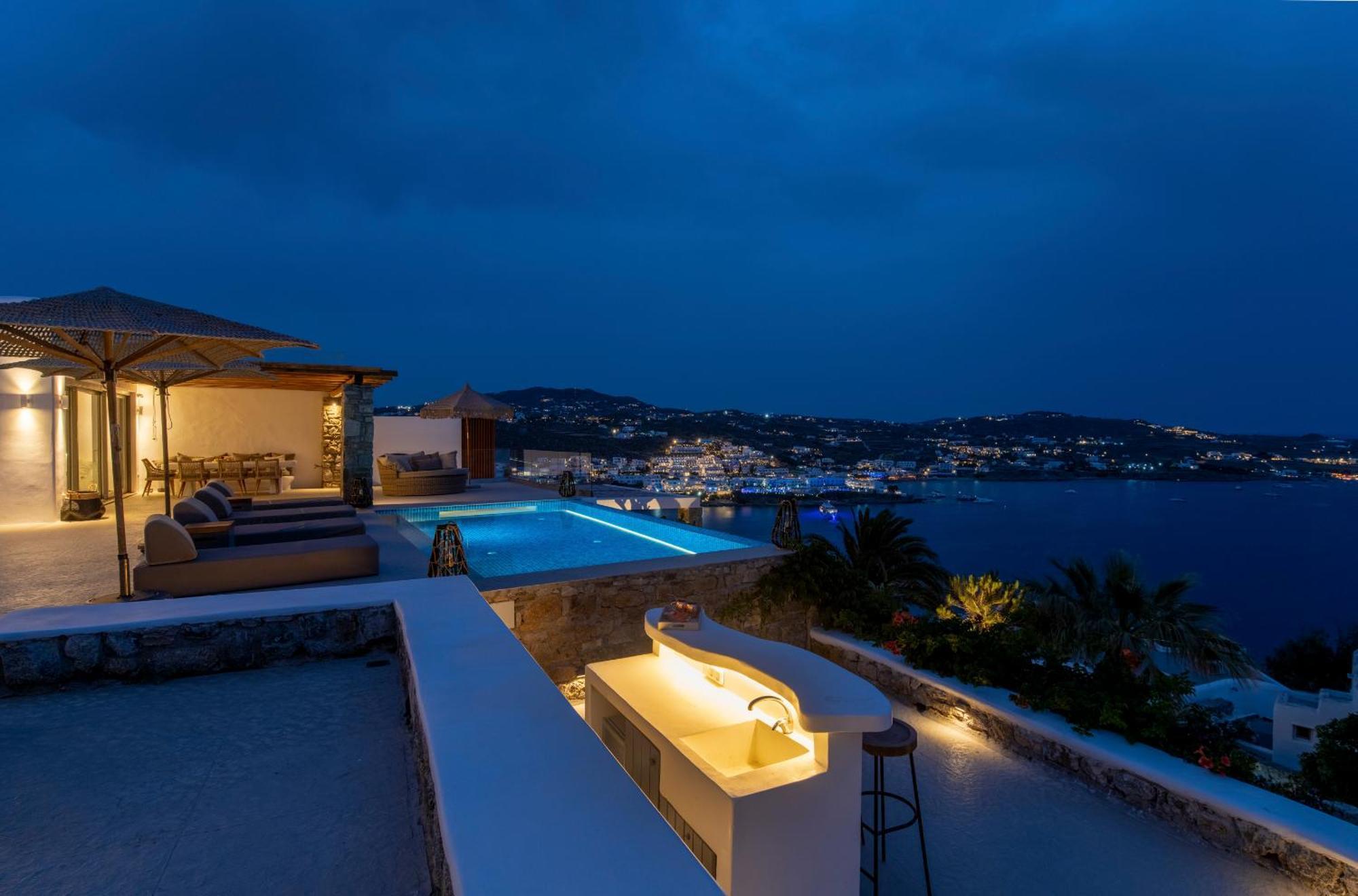 Villa Paoli - Private Pool, Sea View & Jacuzzi Mykonos Town