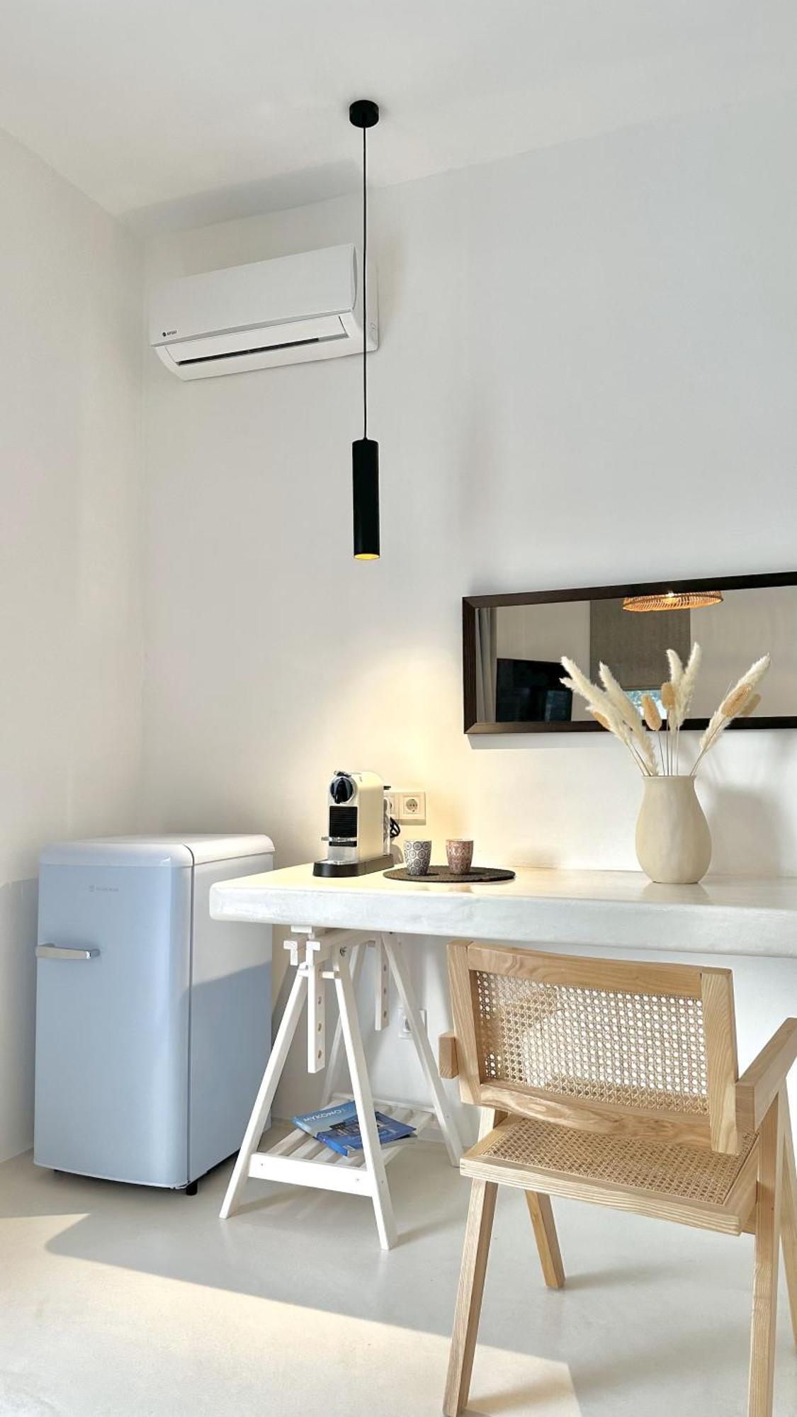Myconian Theros Luxury *