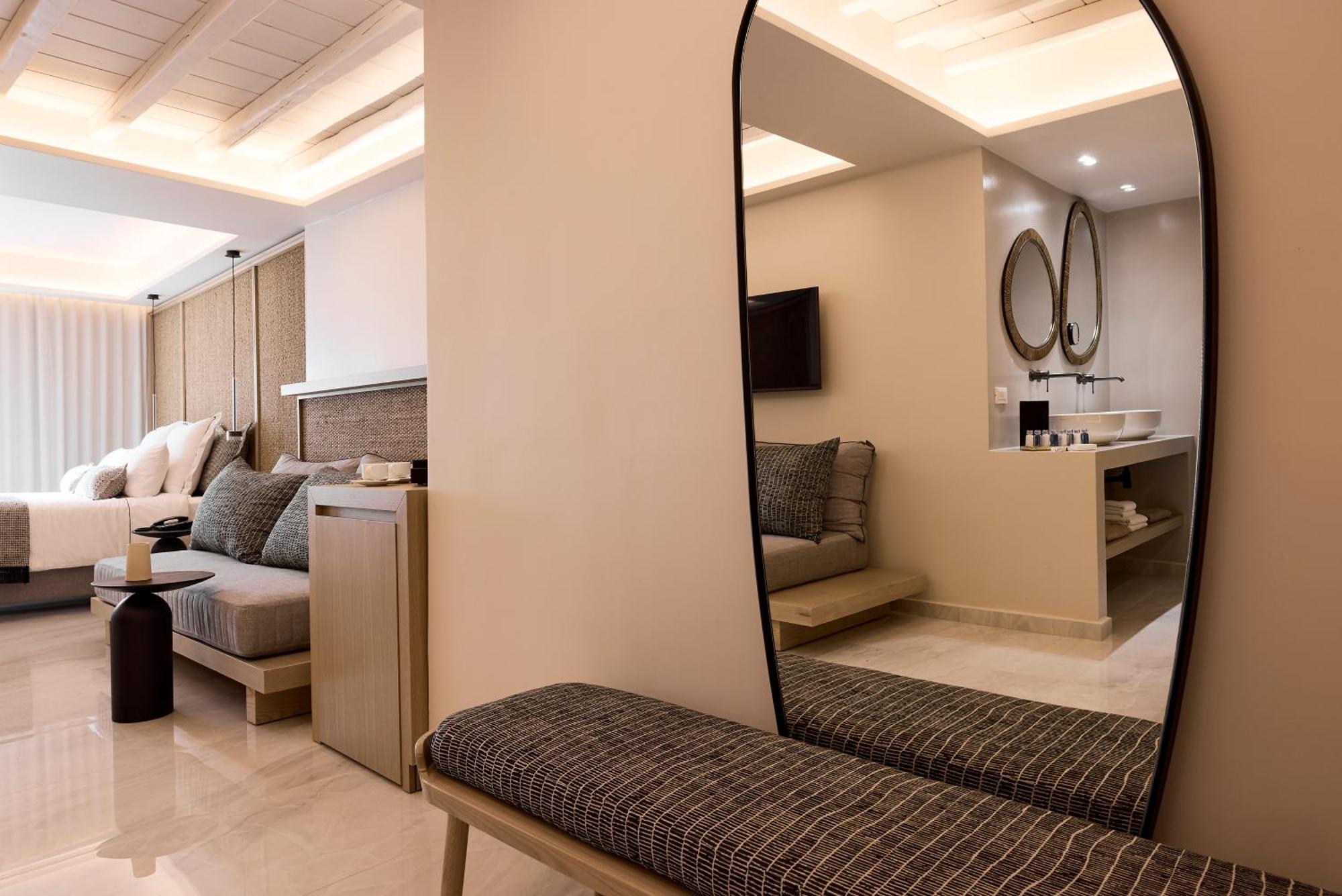 Hotel Amazon Mykonos & Agios Ioannis Diakoftis