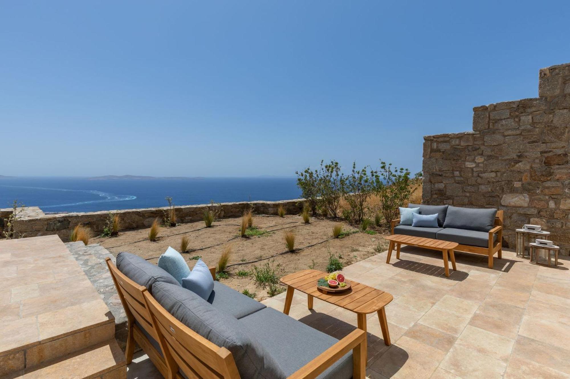 Renovated Luxury Oceanview With Pool In Mykonos Villa