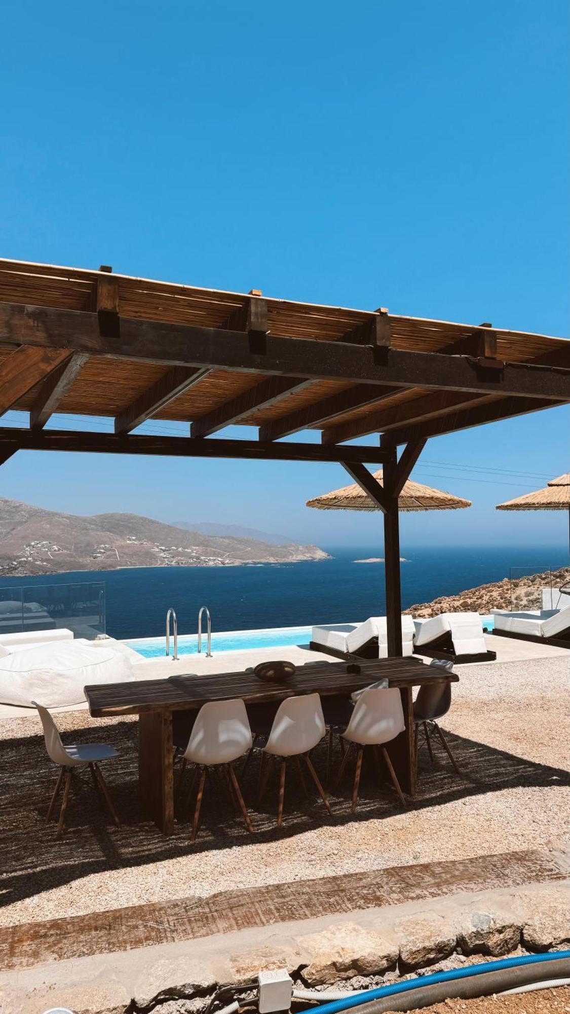 Amaze Mykonos