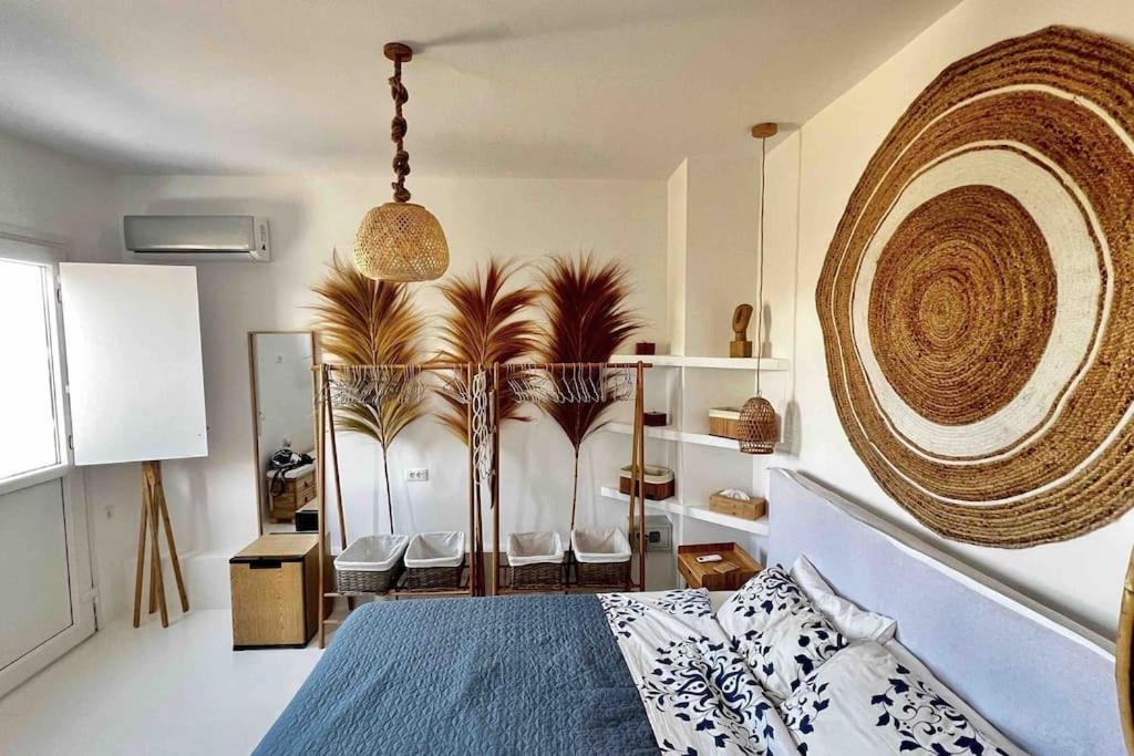 Waterfront - Stunning 5-bedroom Annita With Incredible Views Villa