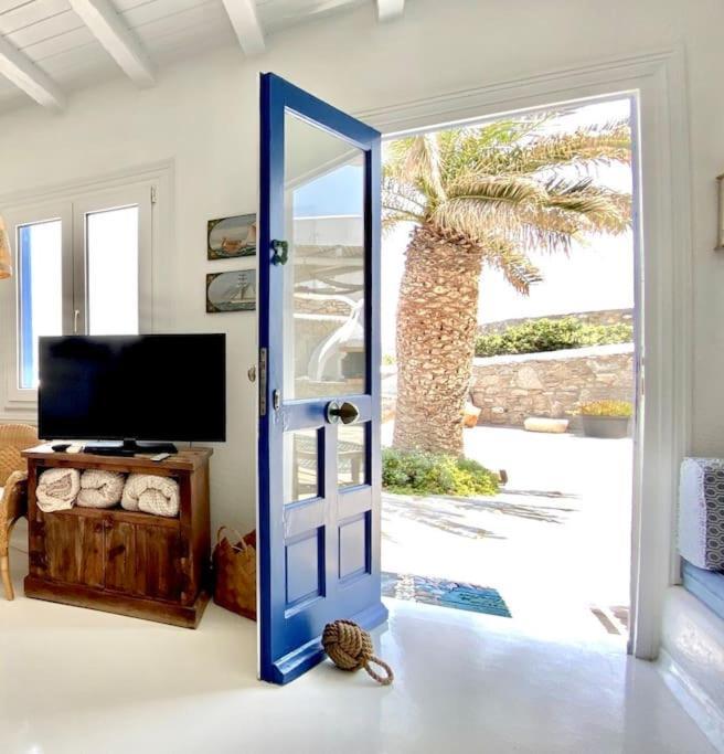 Waterfront - Stunning 5-bedroom Annita With Incredible Views Villa