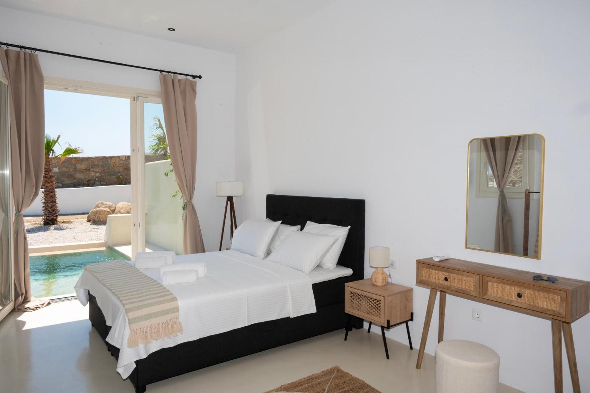 Adyton Mykonos Luxury & Pools