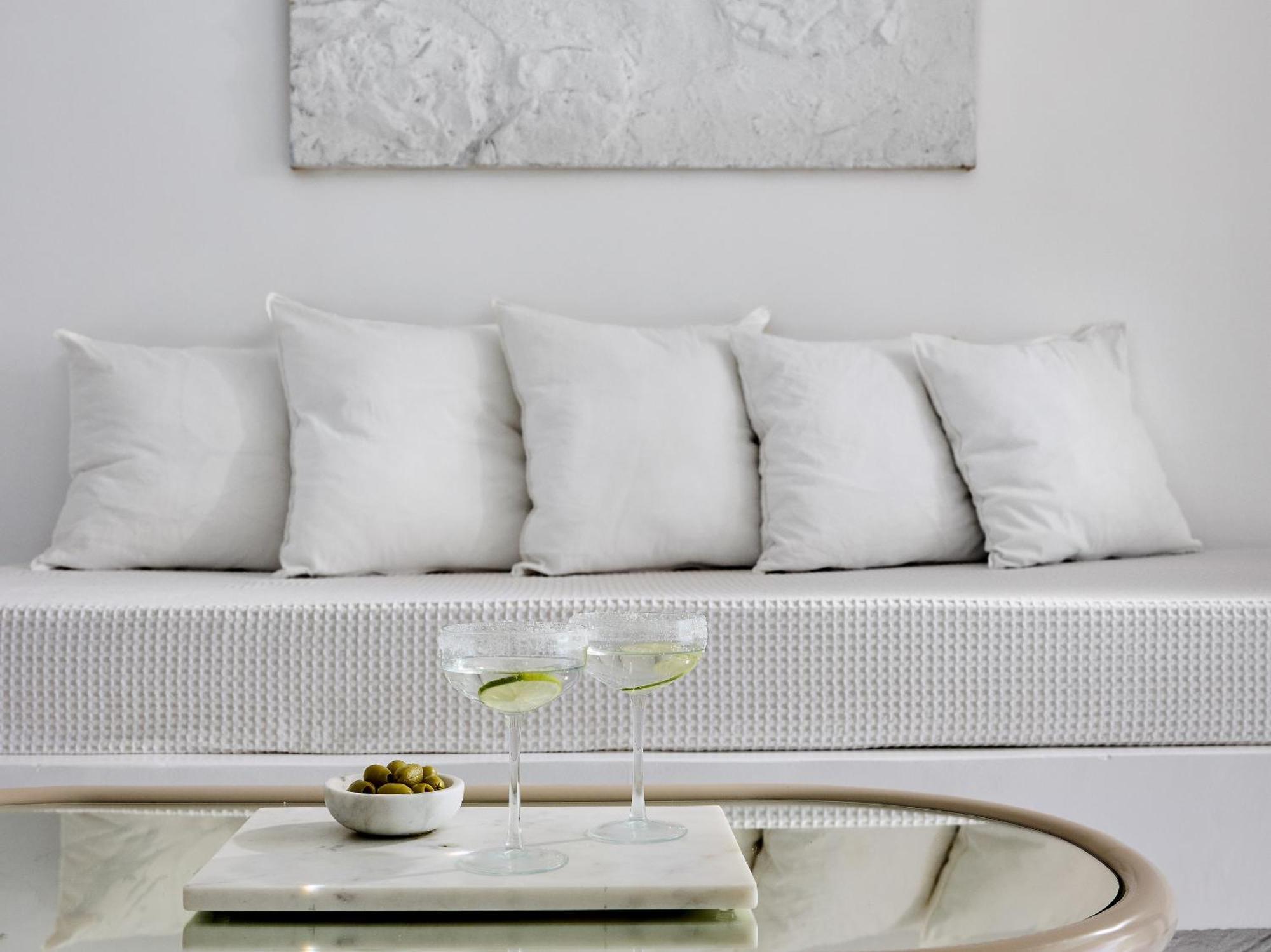 Resort Mykonos Blu, A Grecotel To Live Psarrou
