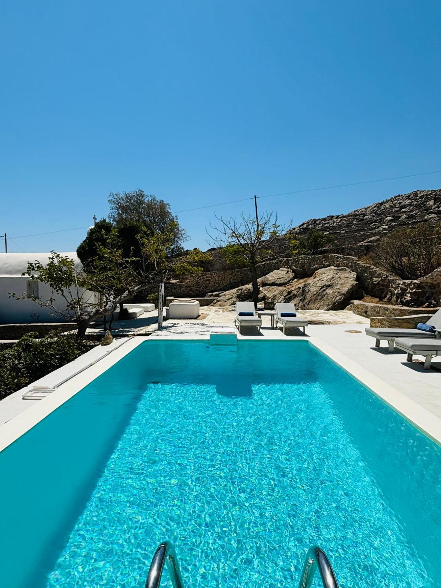 Villa Stone Built Ferretti Plintri