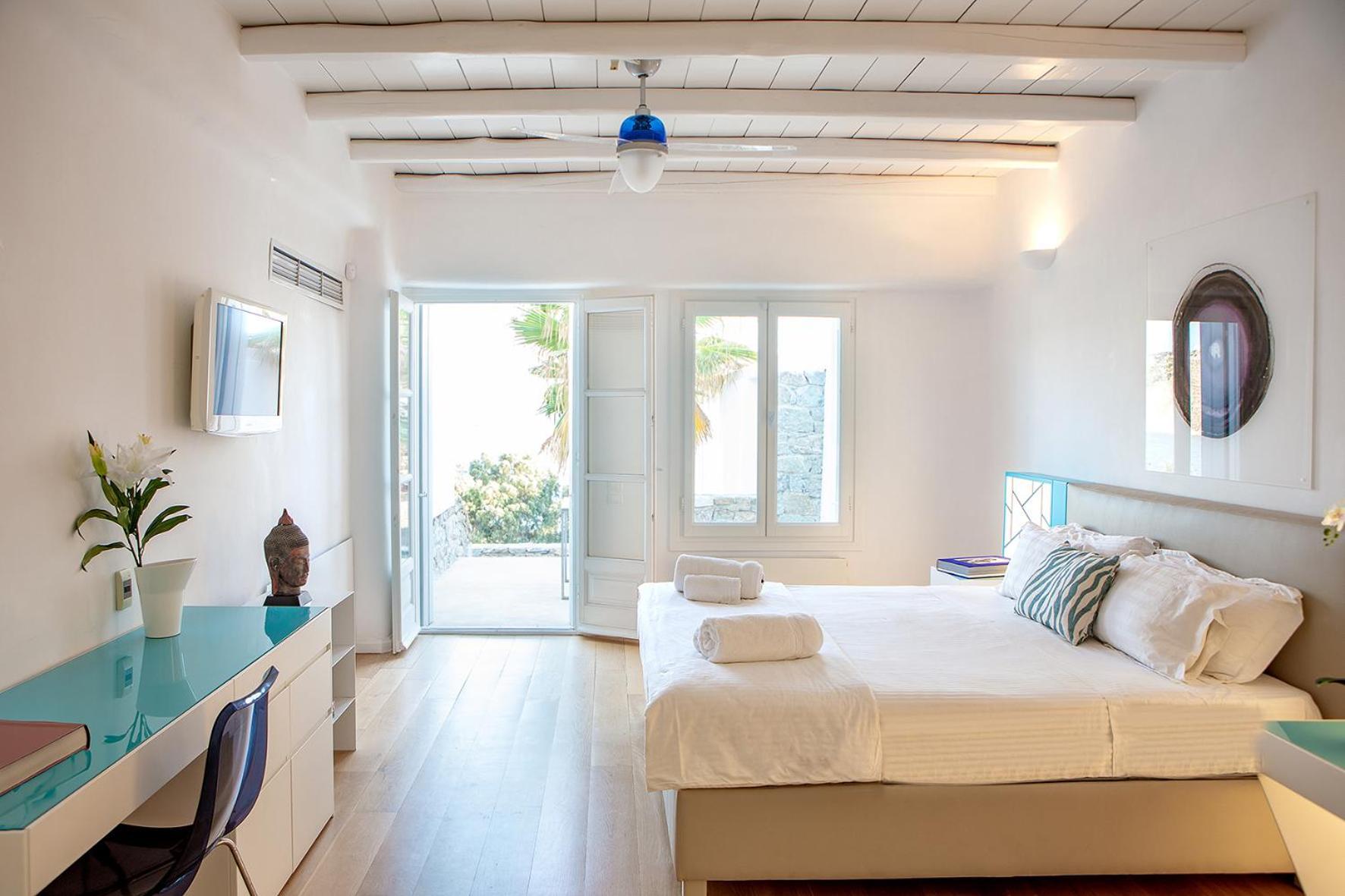 White Mykonos *