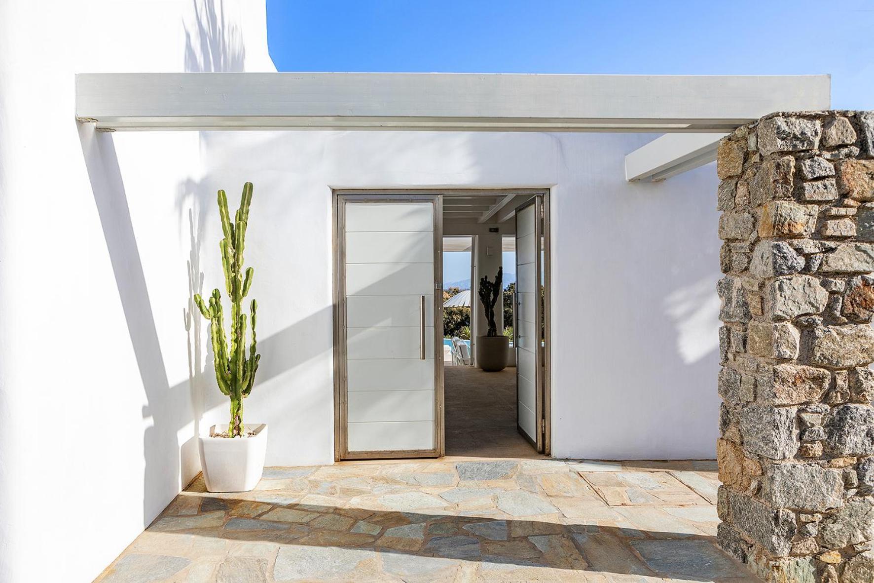 White Mykonos *