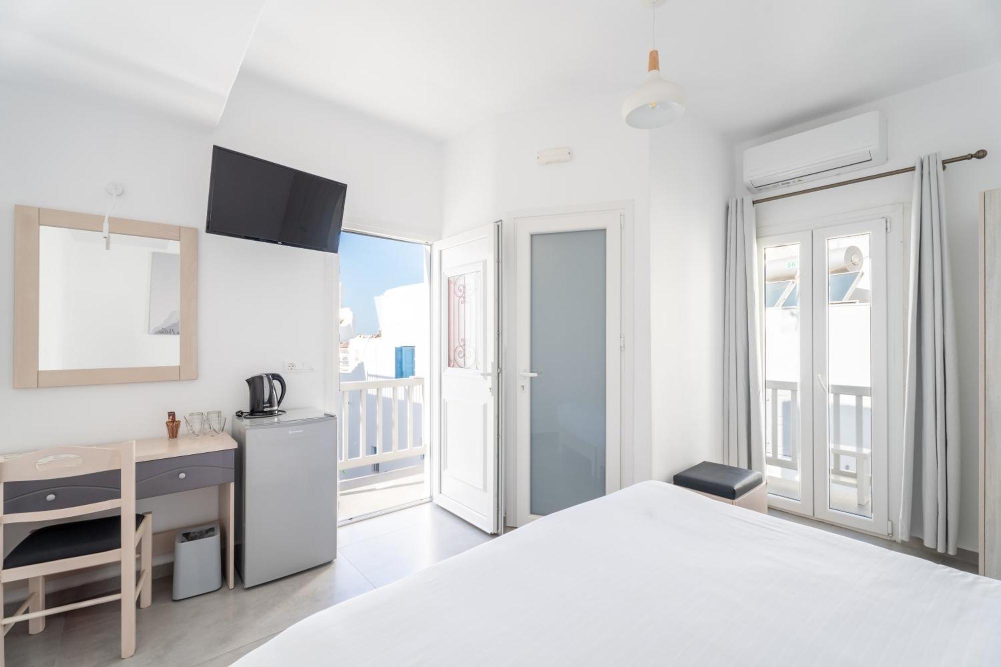 Eleanna's Hotel