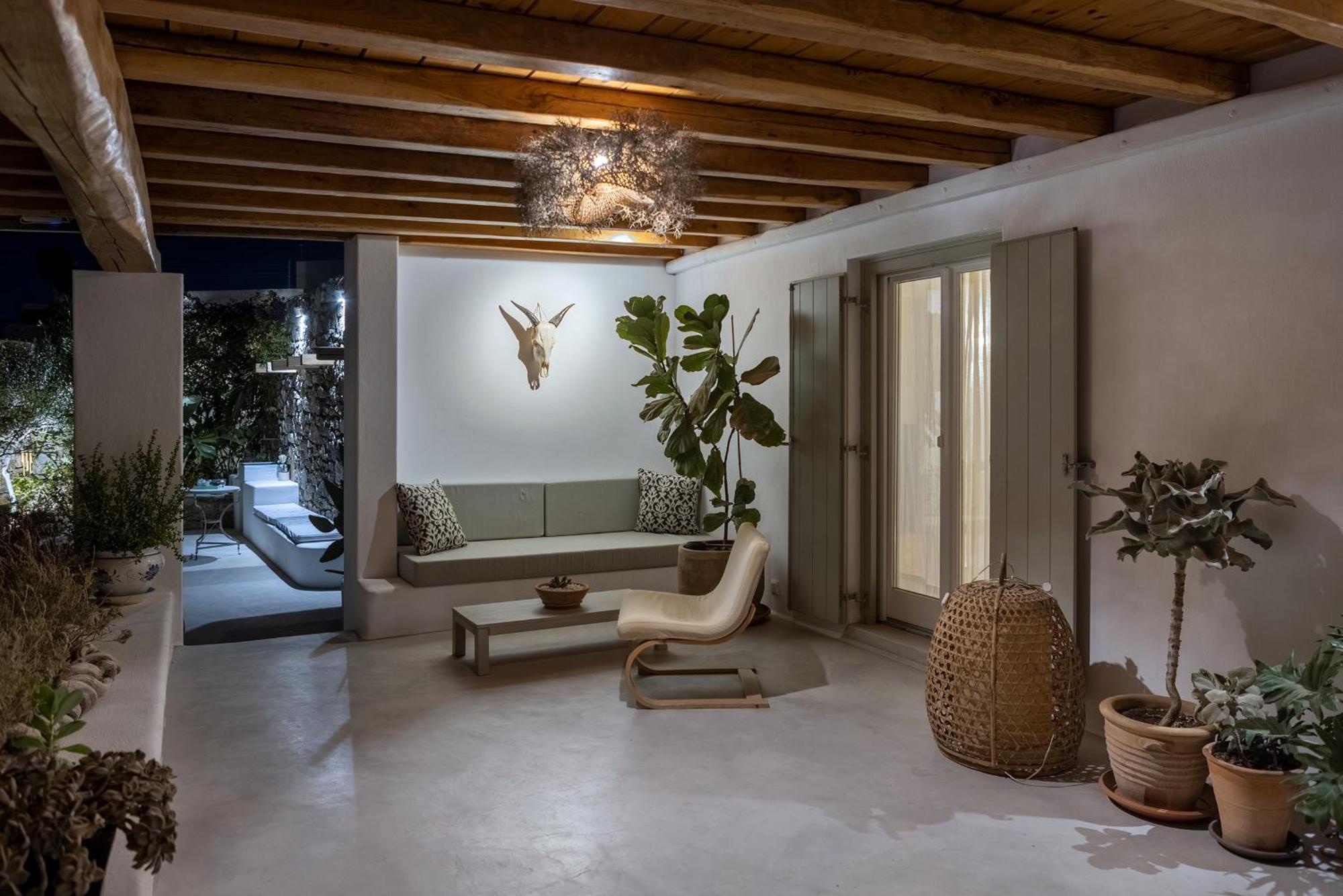 Villa Mykonian Ode With Stunning Sunrise & Sunset Views