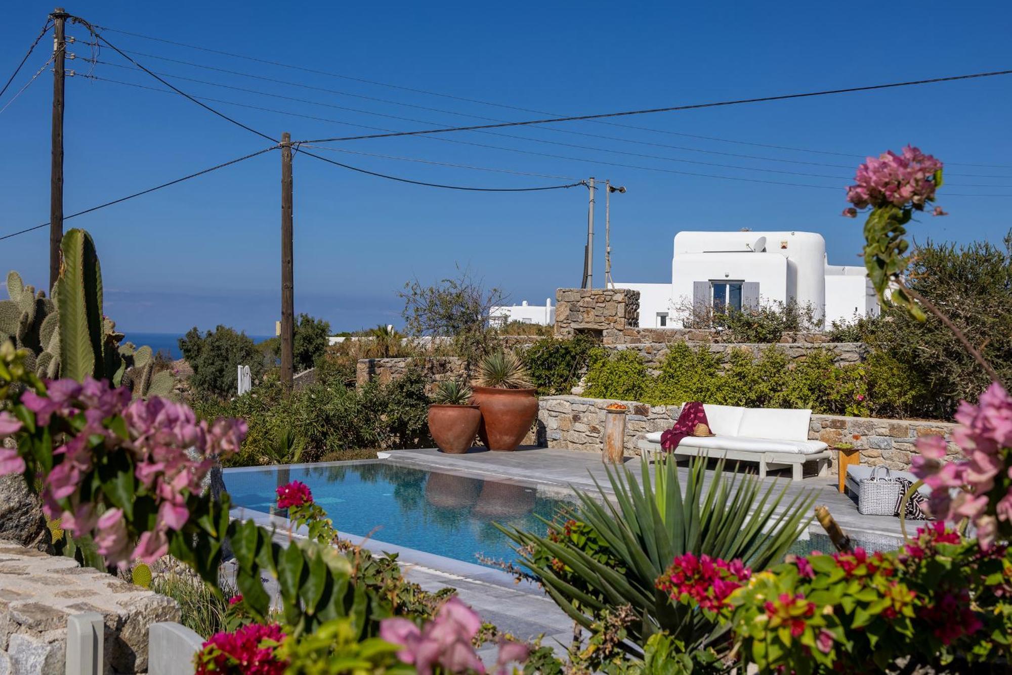 Villa Mykonian Ode With Stunning Sunrise & Sunset Views