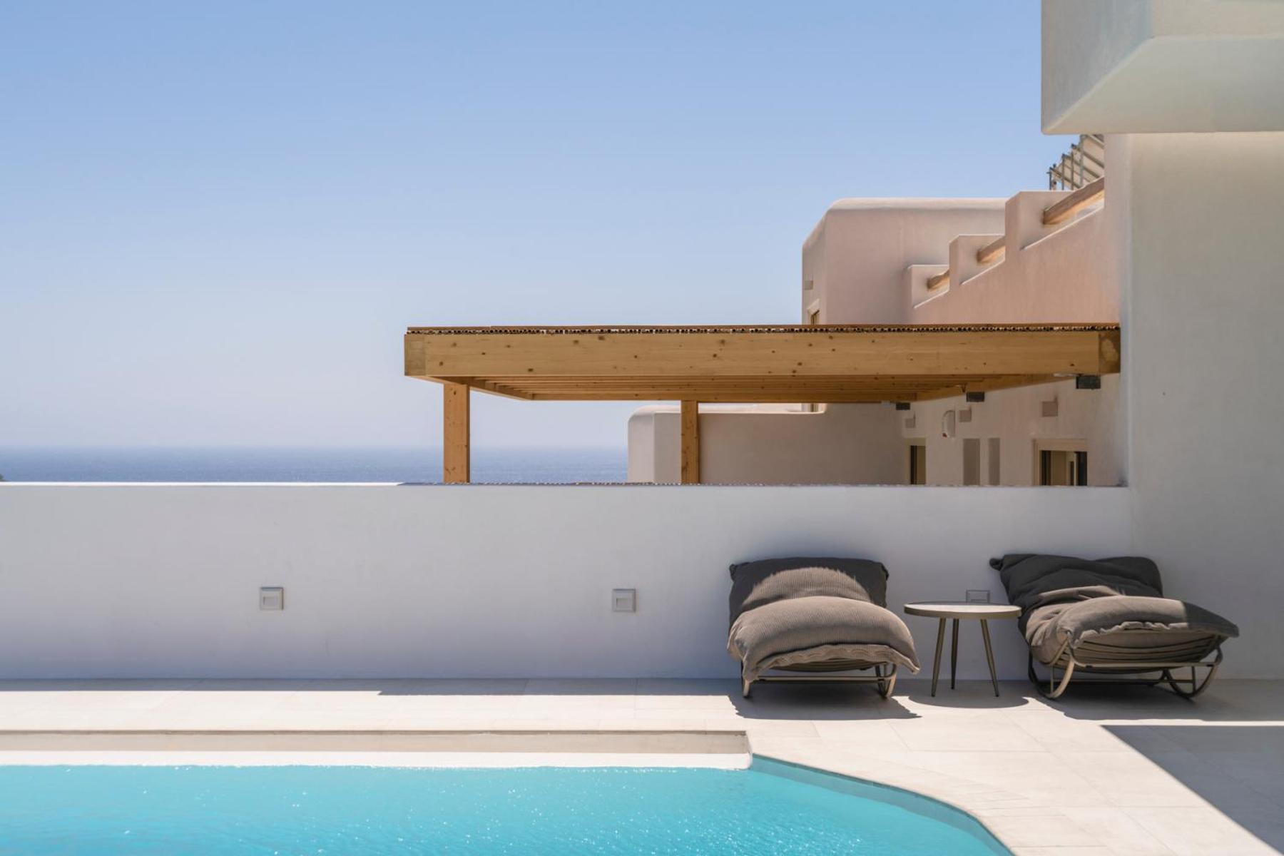 Vibe D - Heated Pool Option - Mg