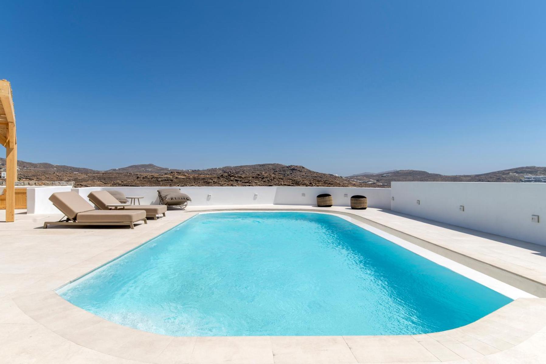 Vibe D - Heated Pool Option - Mg *