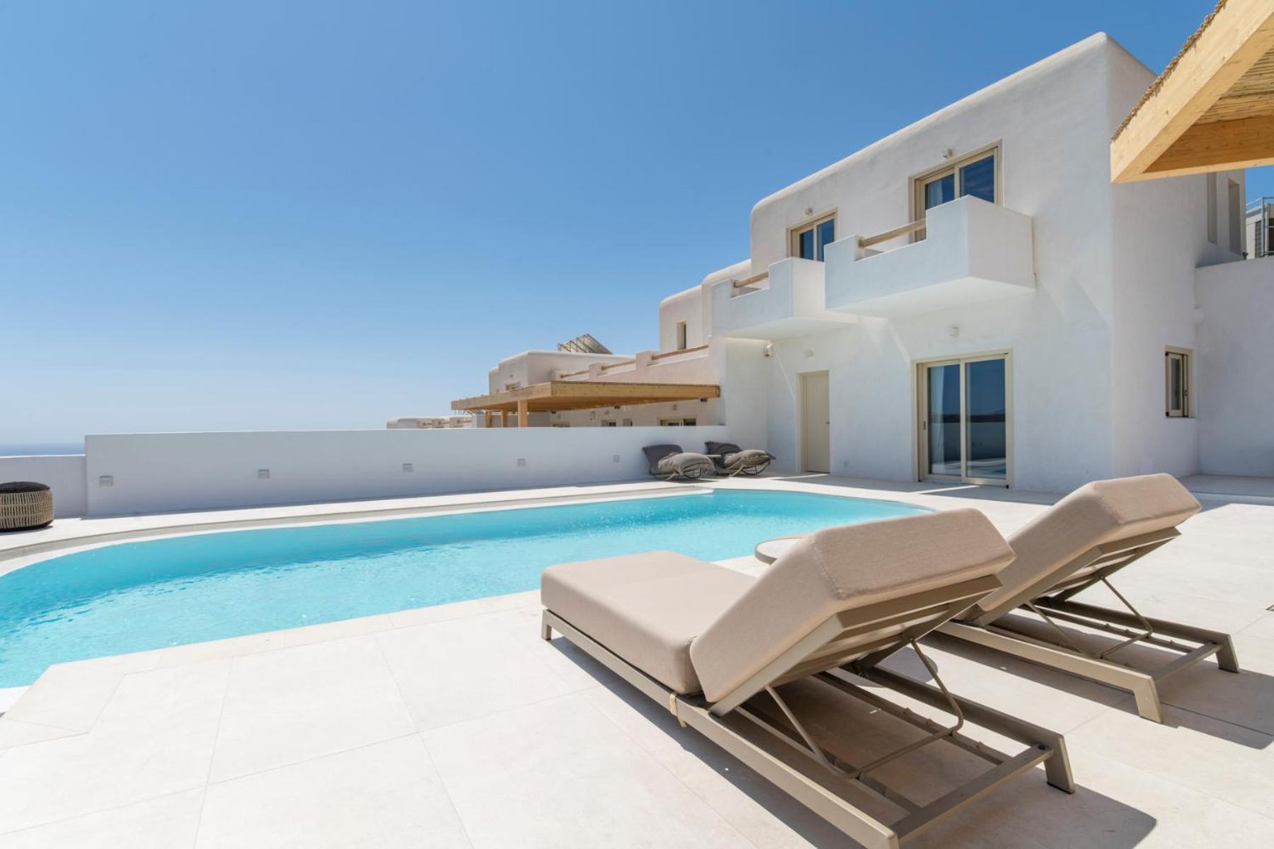 Vibe D - Heated Pool Option - Mg