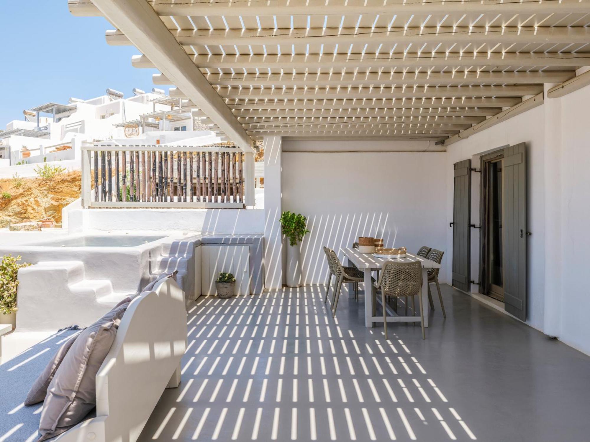 Aparthotel Mykonian &