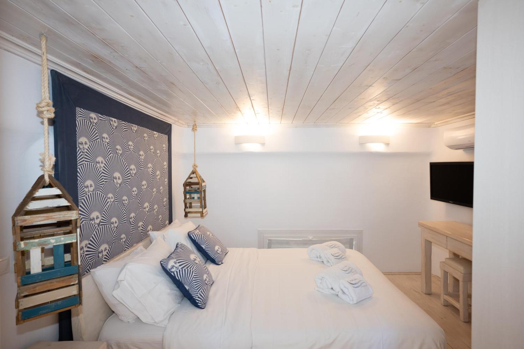 Blue, White And Grey Bed & Breakfast
