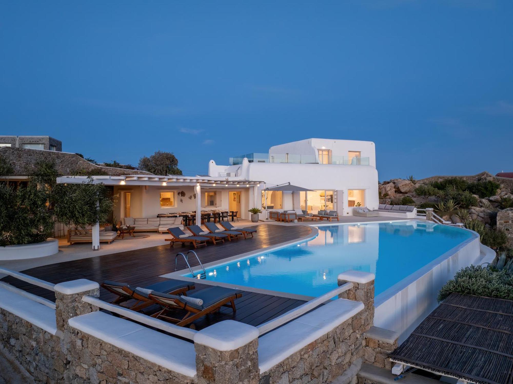Alia Mykonos