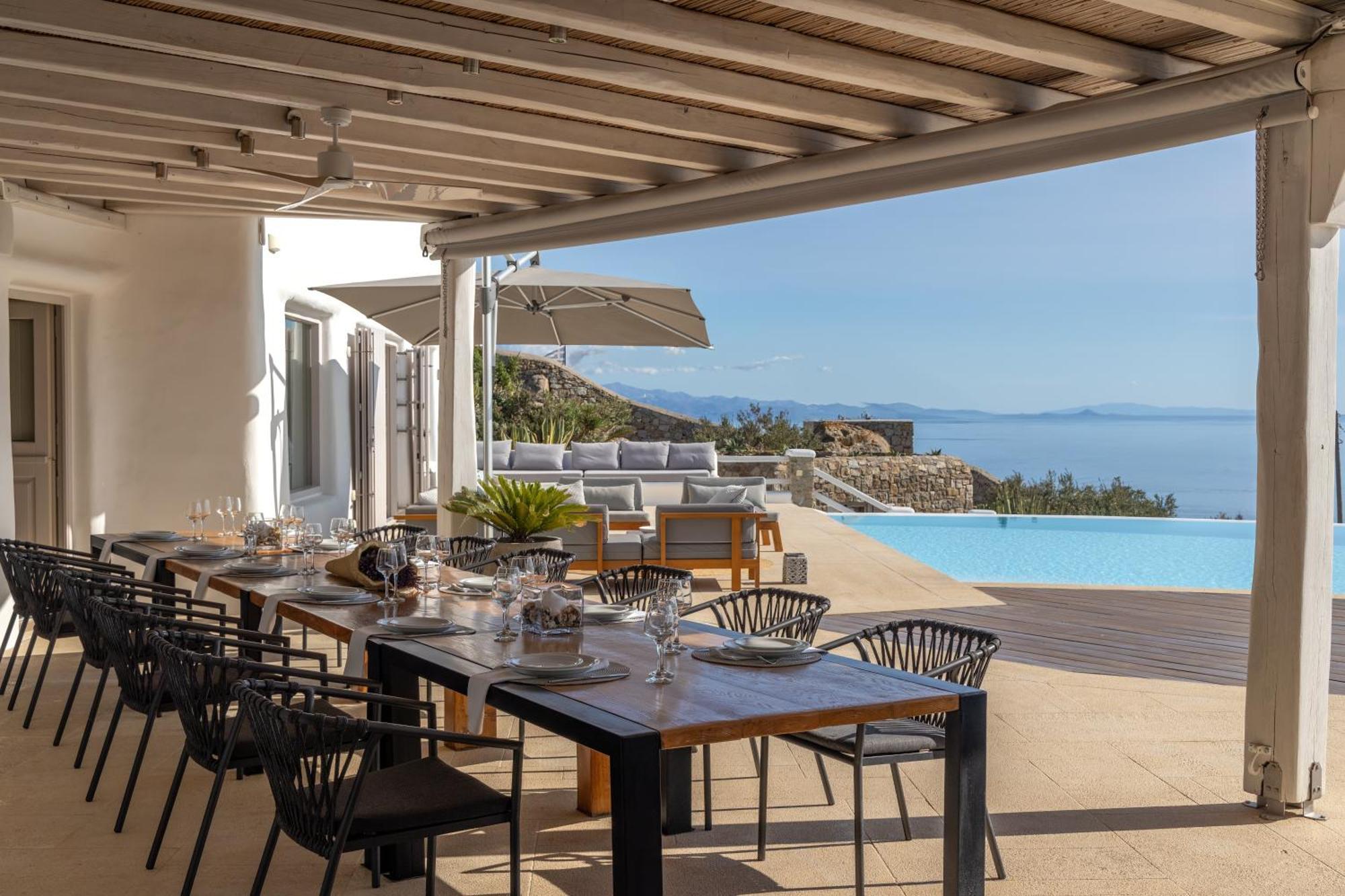 Alia Mykonos *