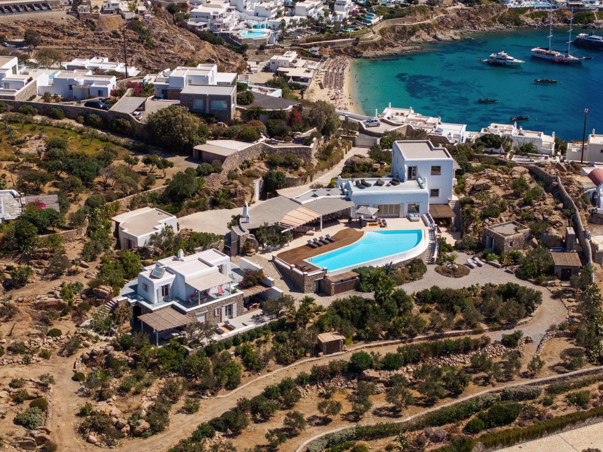 Alia Mykonos Villa *