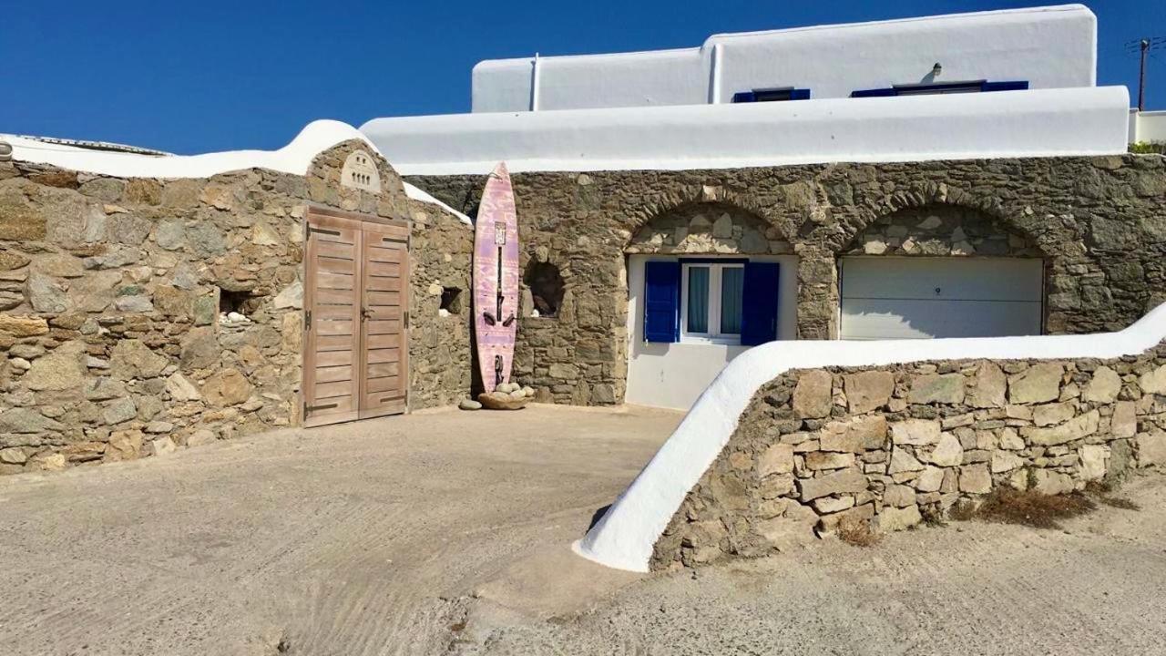Waterfront - Stunning 5-bedroom Annita With Incredible Views *