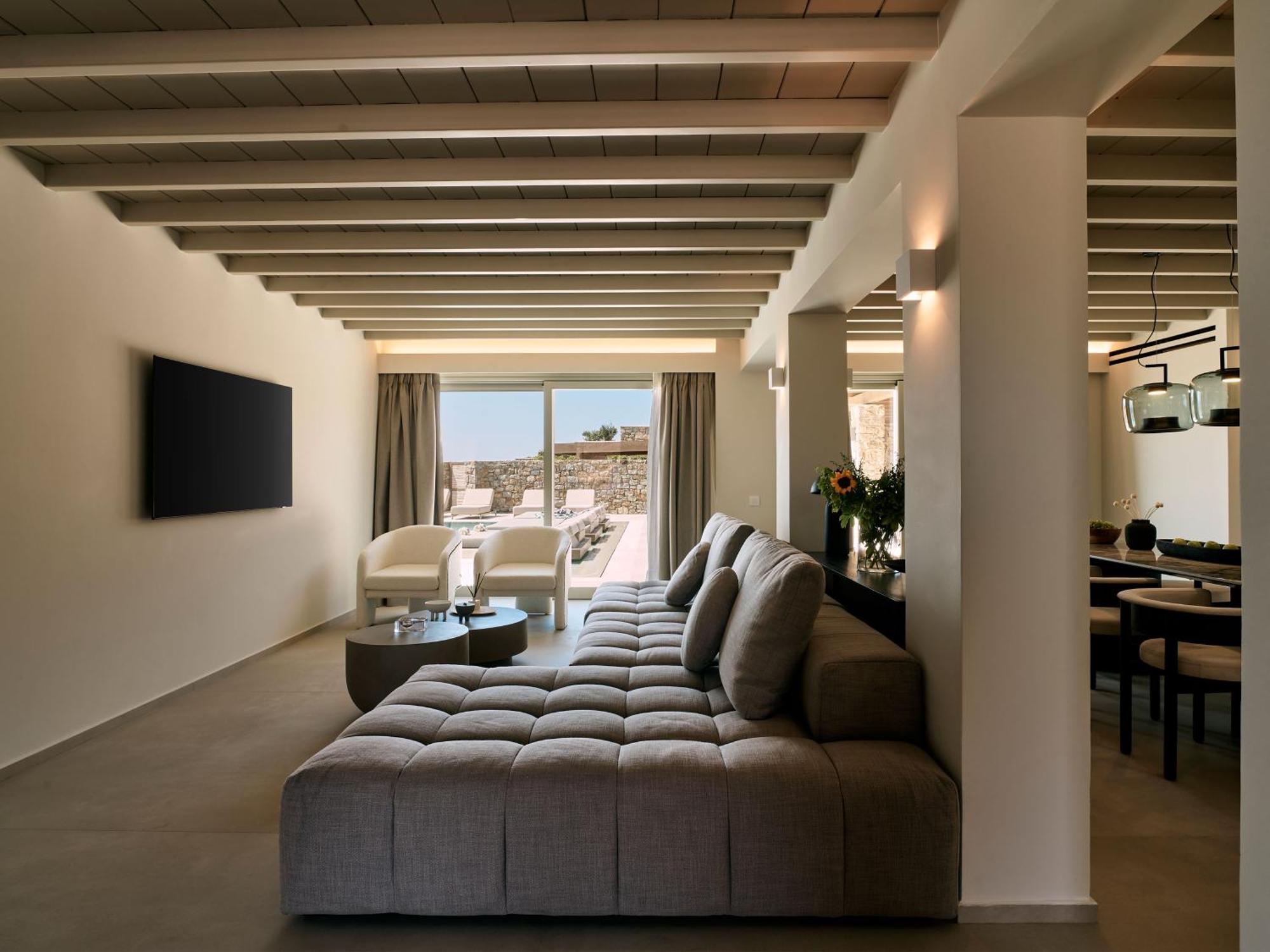 Hotel Mykonos Rocks & Mykonos Town