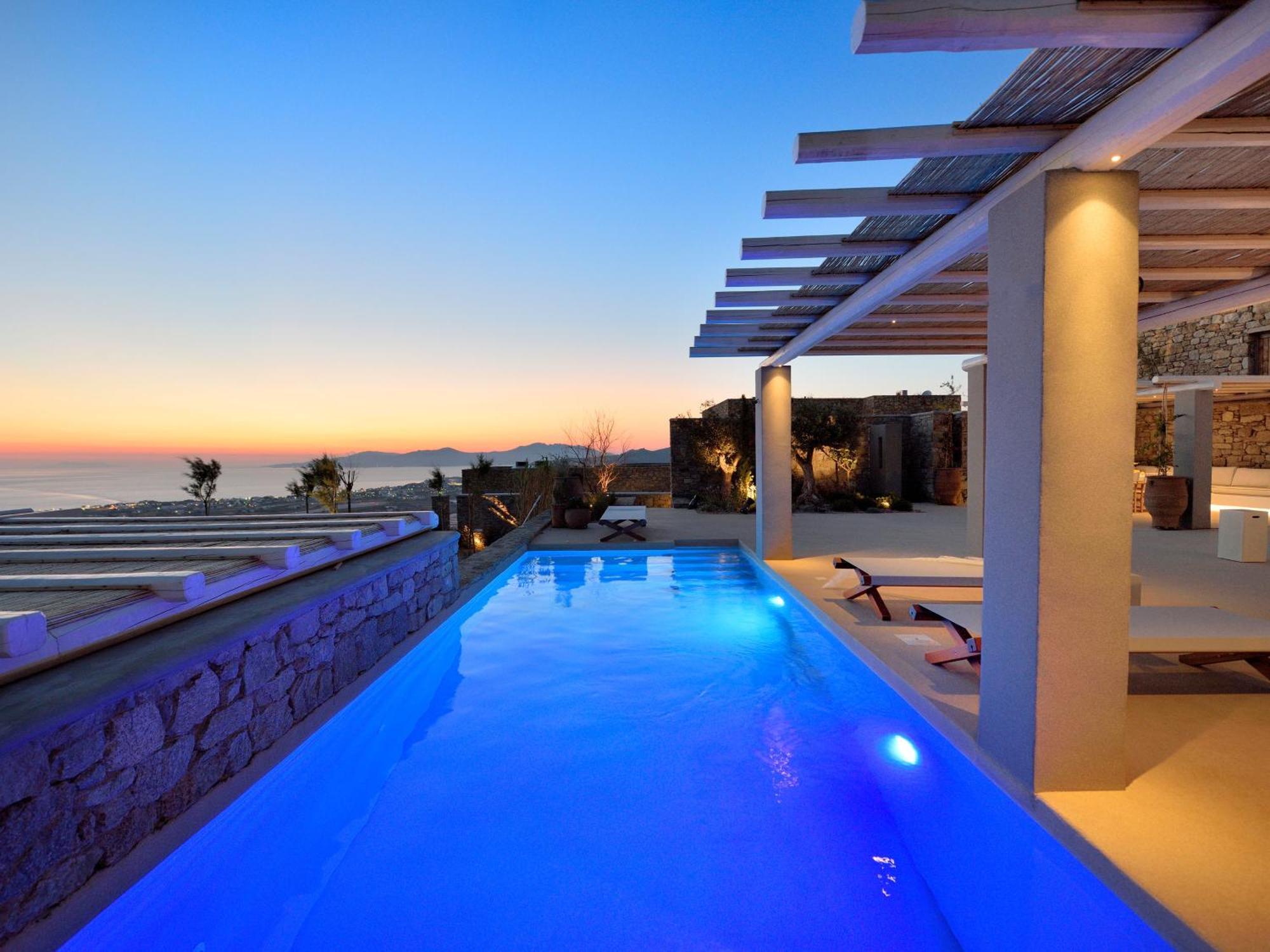 Mykonos Rocks & Hotel *