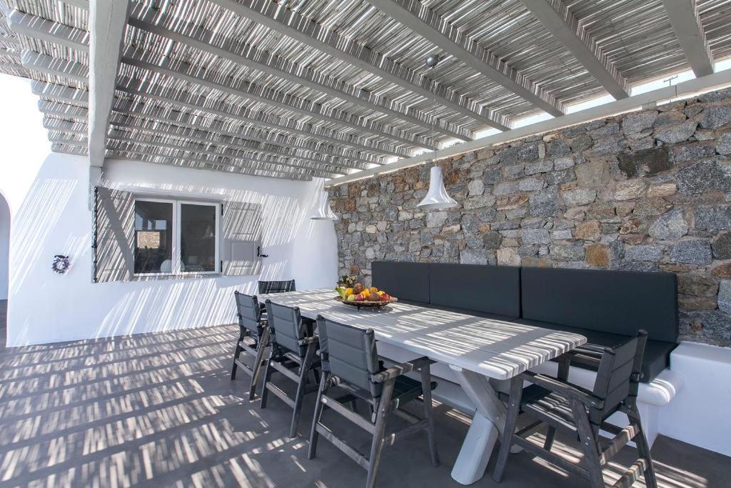 Gin By Mykonos Mood Villa