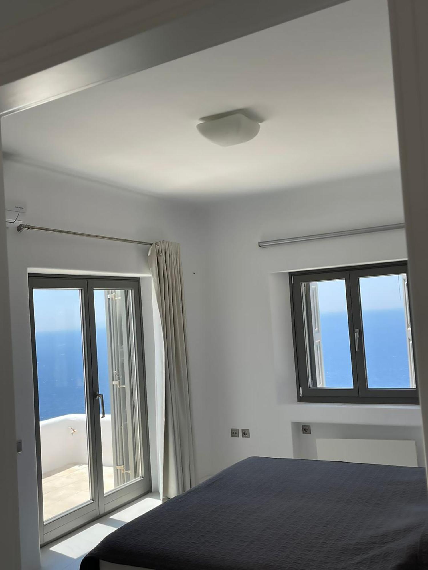 Coralba Houlakia (Mykonos)