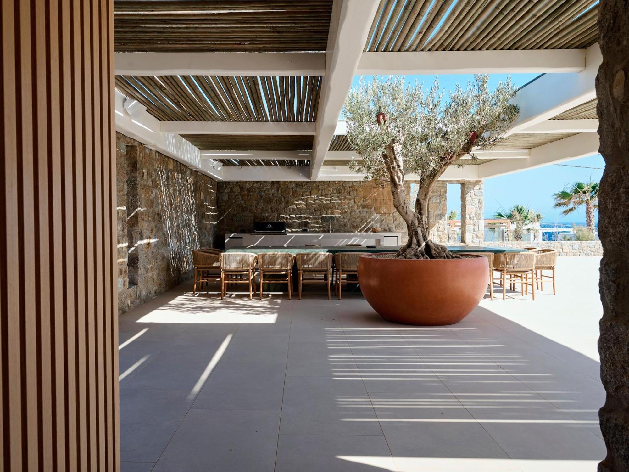 Blue Diamond By Mykonos Rocks Kalo Livadi