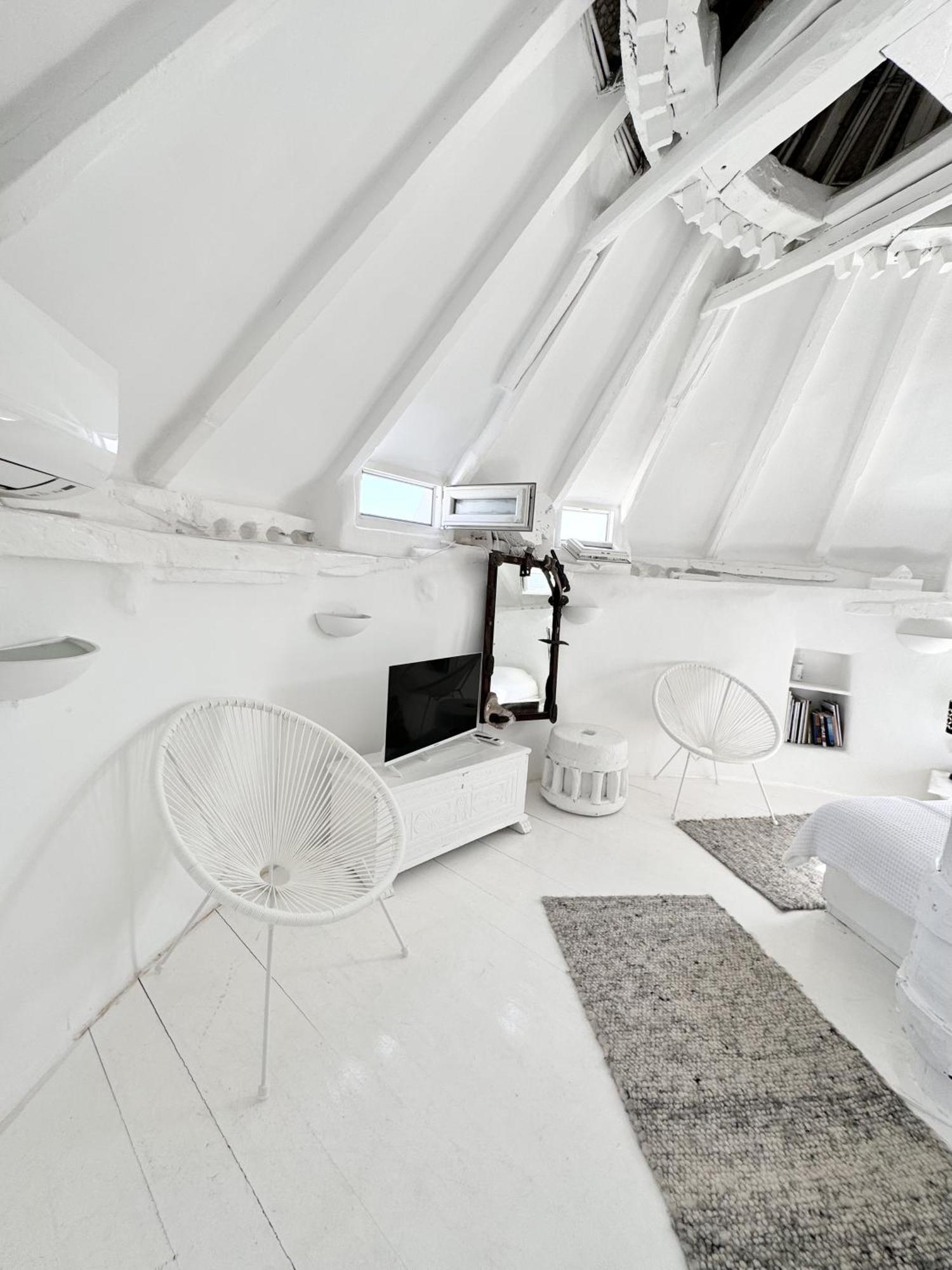 She Mykonos - Luxury