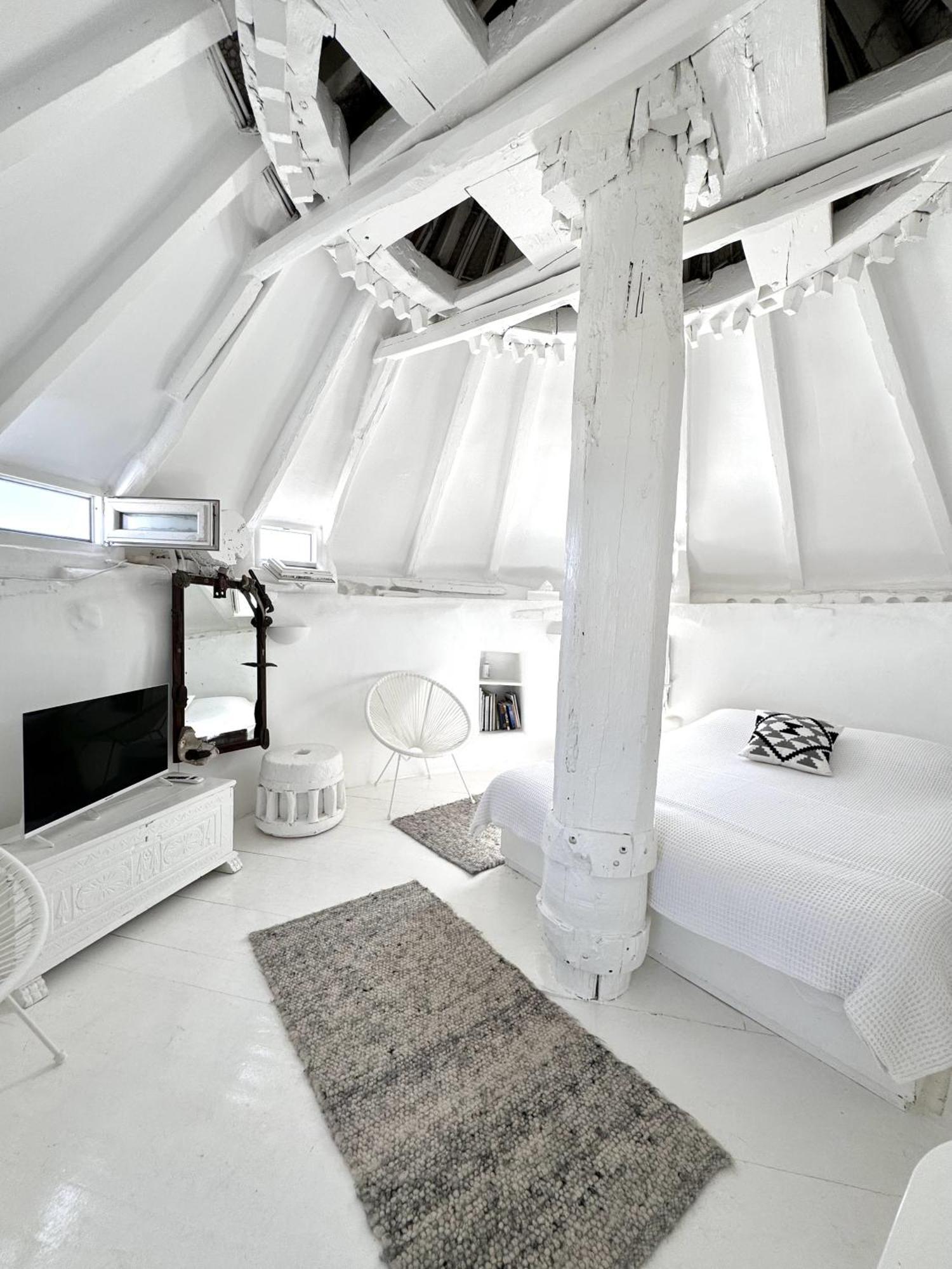 She Mykonos - Luxury