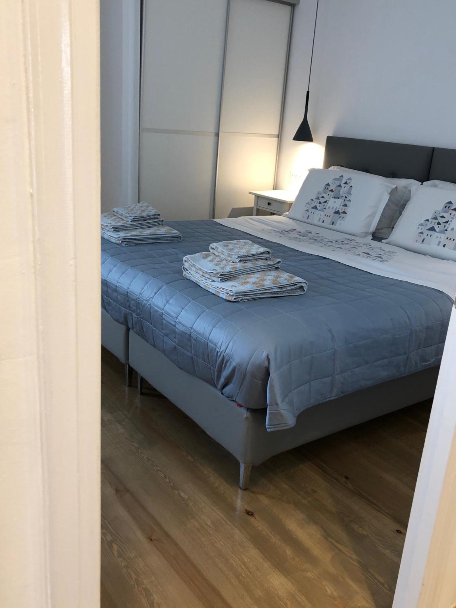 Luxury In The Heart Of Apartment *