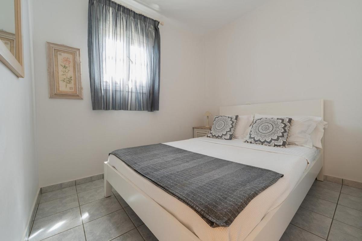 Orea Beachfront By Mykonos Mood Villa *