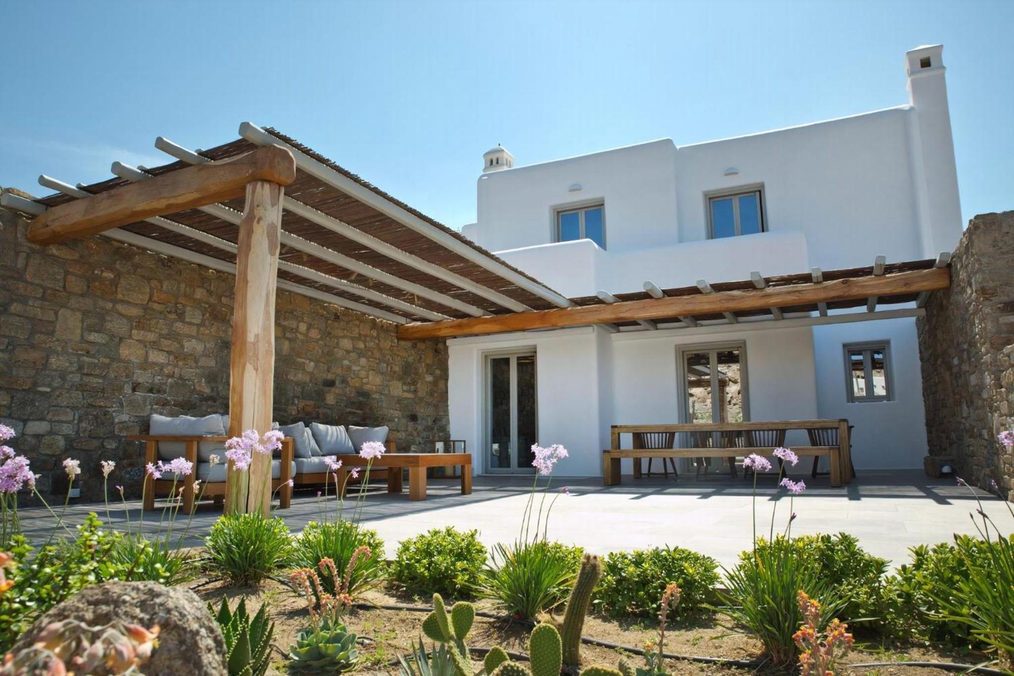 Boutique Mykonos Heated Hot-tub Wonderful Views Heart Agia Sofia Villa
