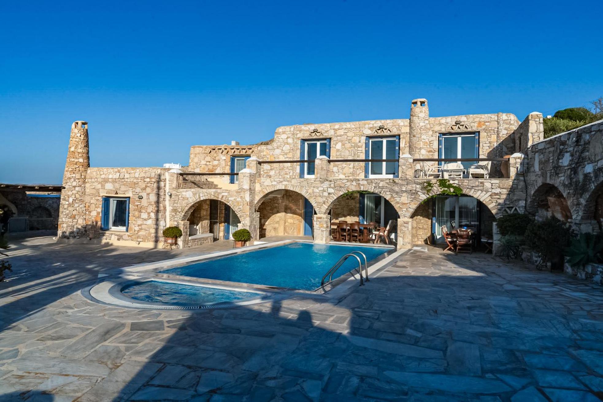 Anna, By Mykonos Rocky Villa *