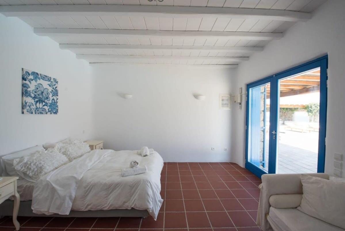 Victoria With Sea View And Two Private Pools Villa Ftelia (Mykonos)