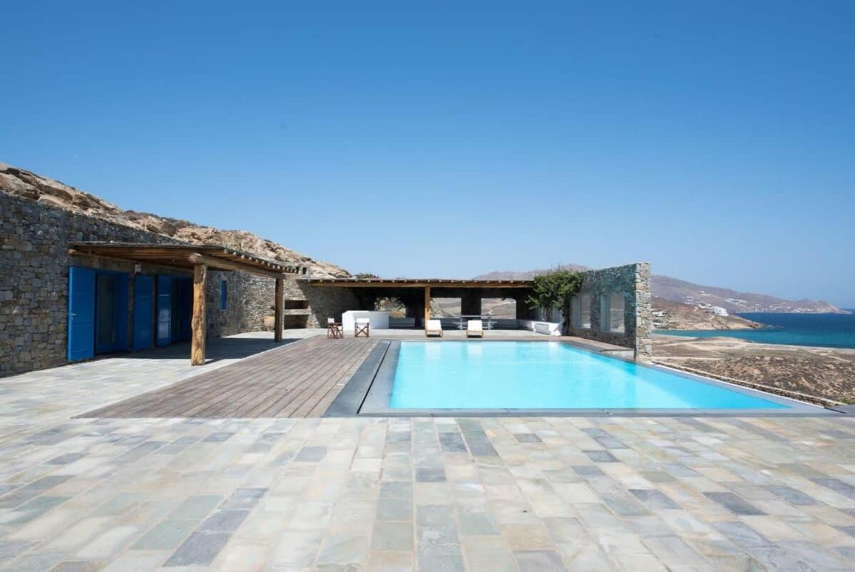 Victoria With Sea View And Two Private Pools *