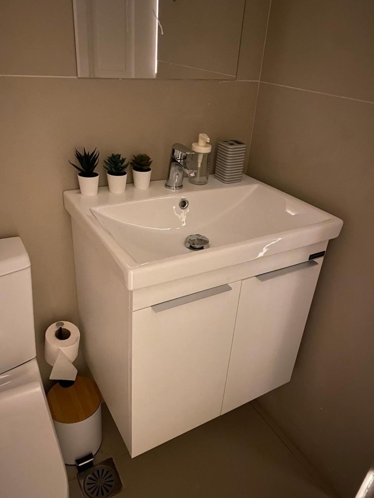 Athina Apartment *