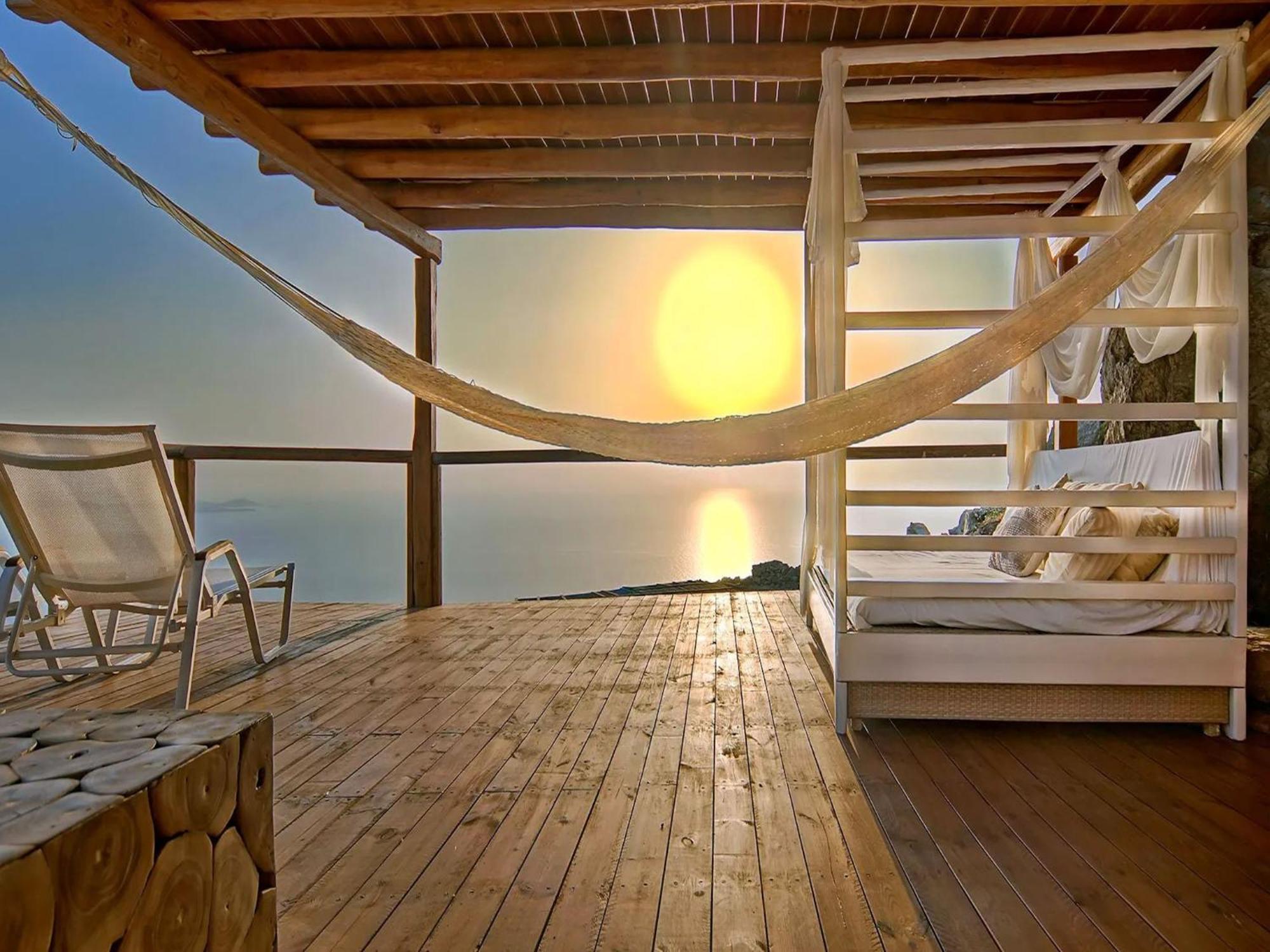 Villa Super Deluxe Mykonos Celestial Vista 11 Bedrooms 2 Private Infinity Pools Helipad Kastro *