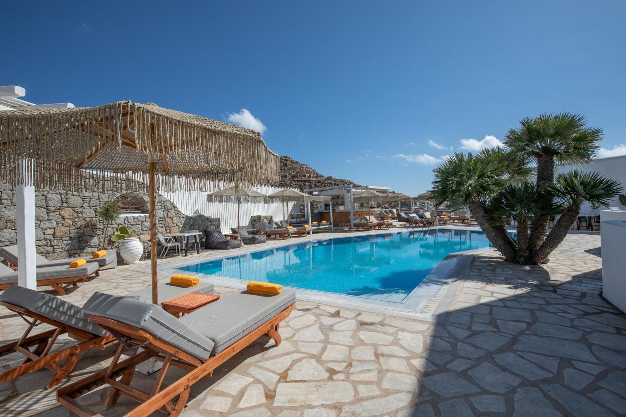 Hotel Paradise View 3*