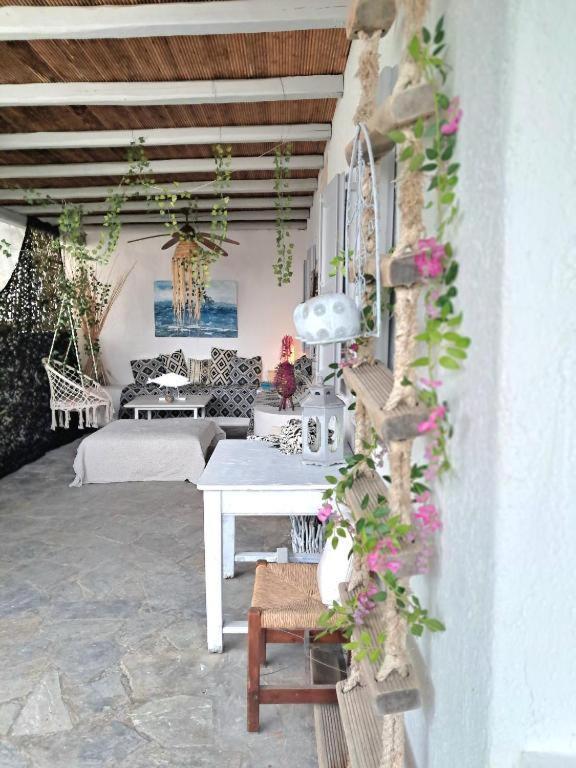 Cute Double Storey I Pool & Mykonos Town