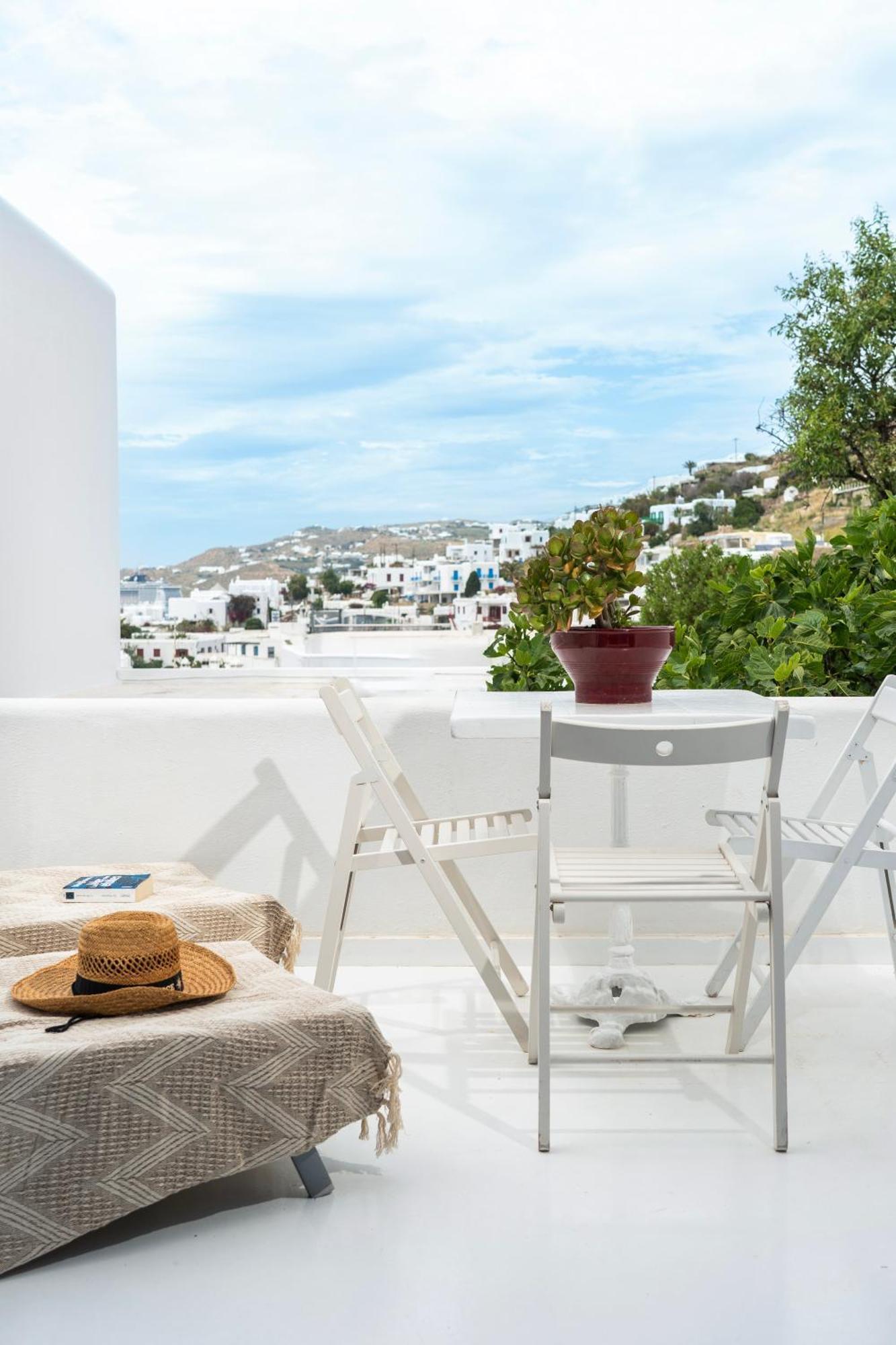 Seaview * Mykonos Town