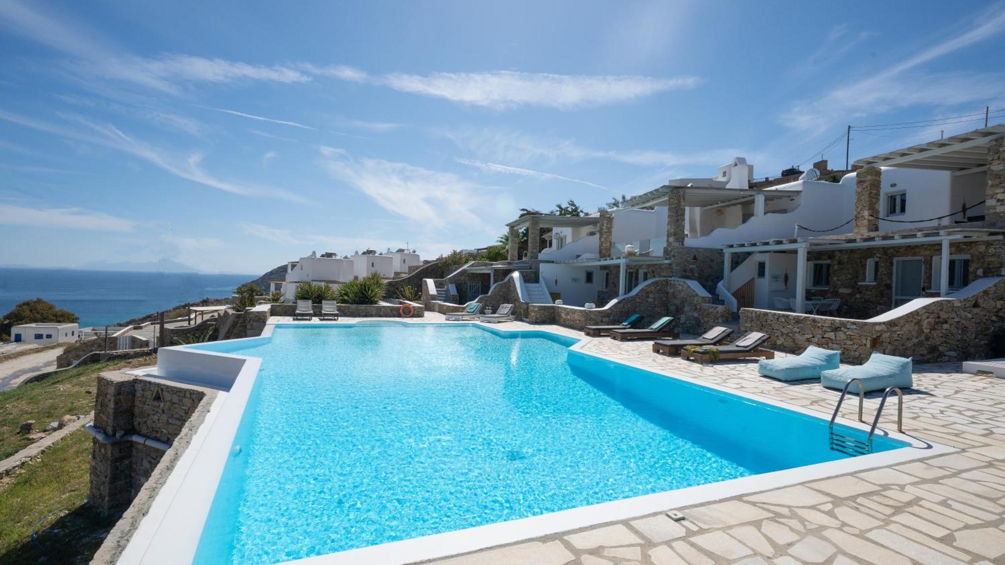 Villa Cavo Blue *