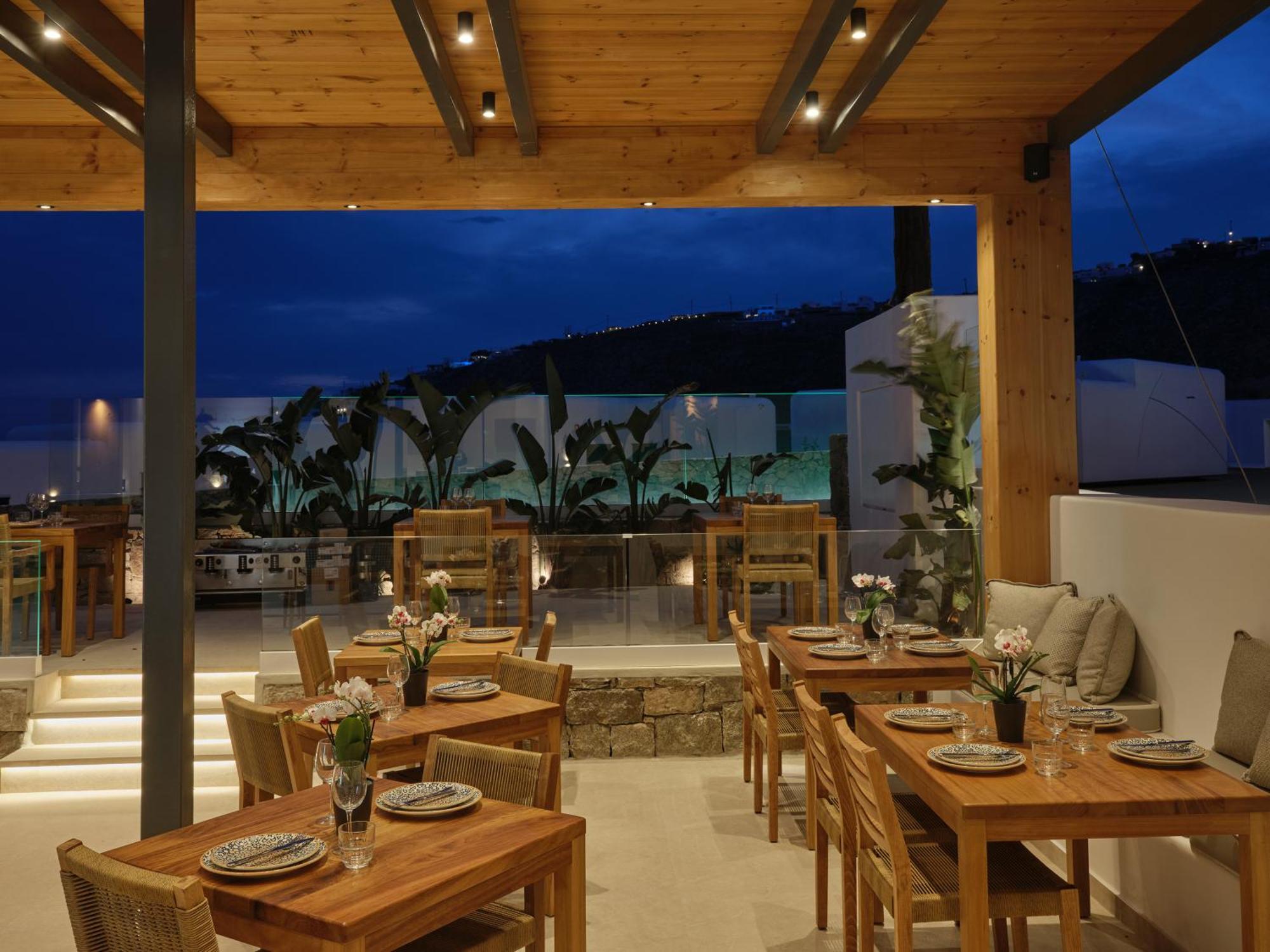 Iria Blue Mykonos 4*