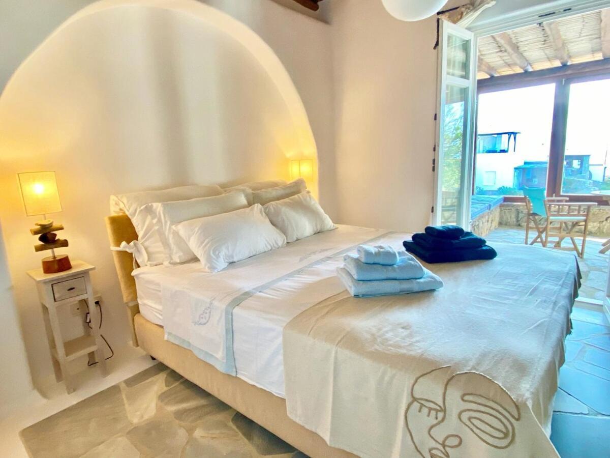 Ruffi Mykonos Villa