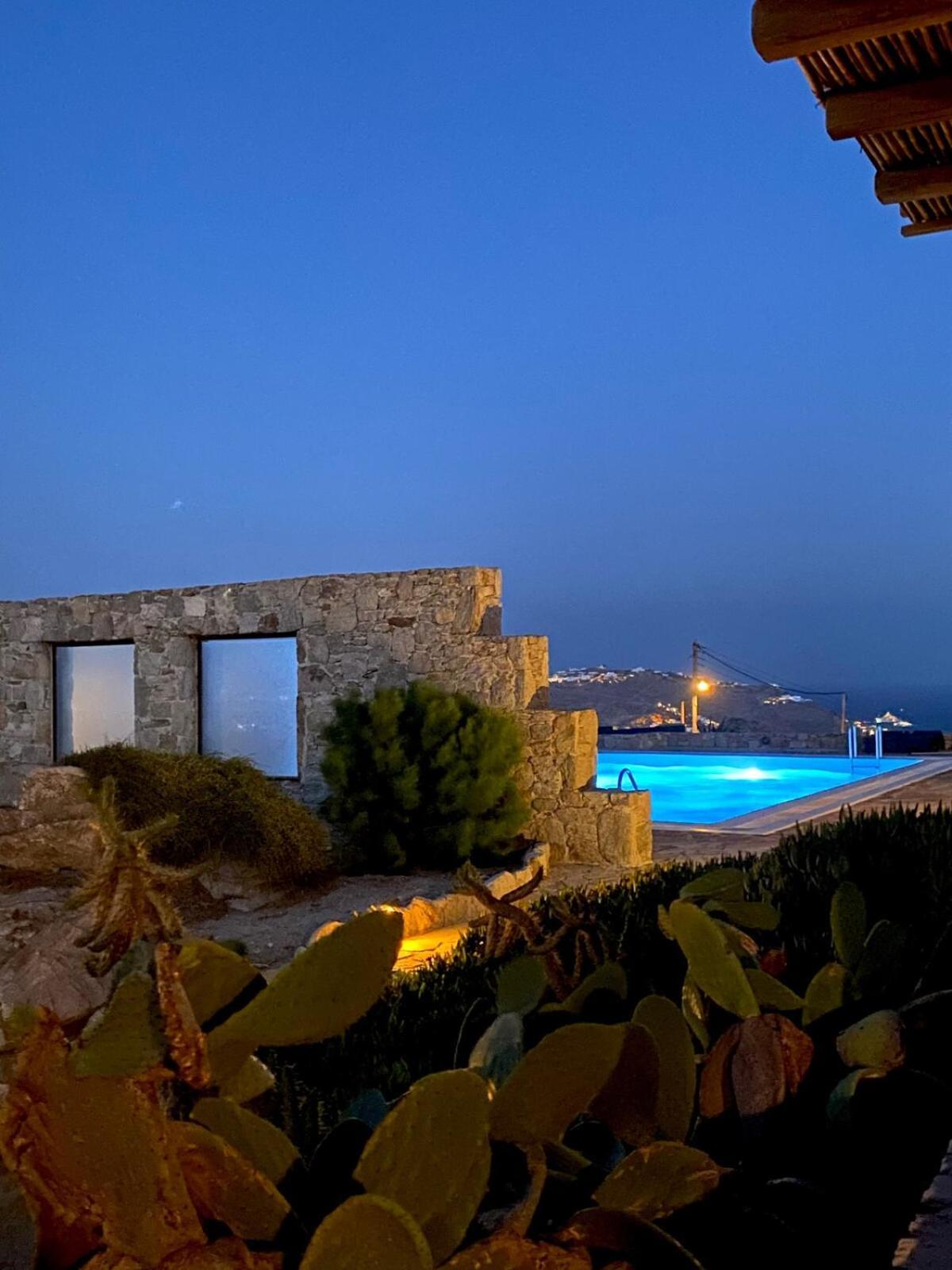 Ruffi Mykonos Villa