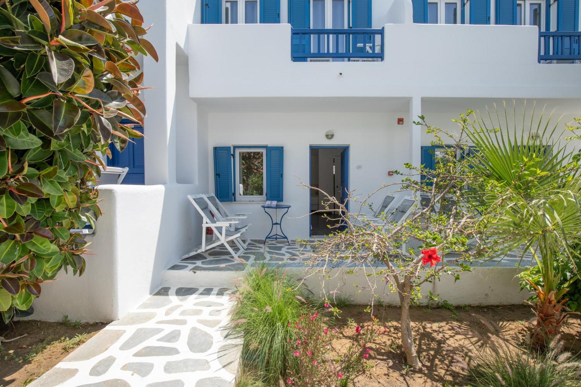 Acrogiali Beachfront Mykonos Hotel 4*