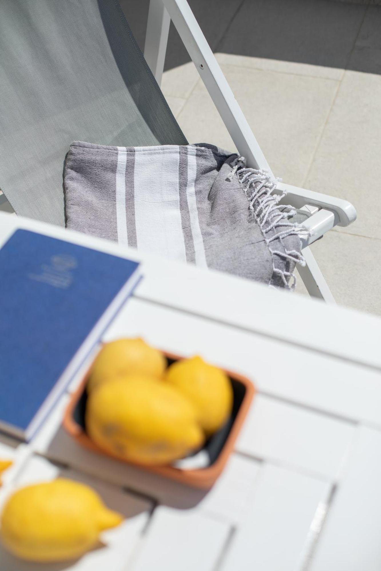 Acrogiali Beachfront Mykonos Hotel 4*