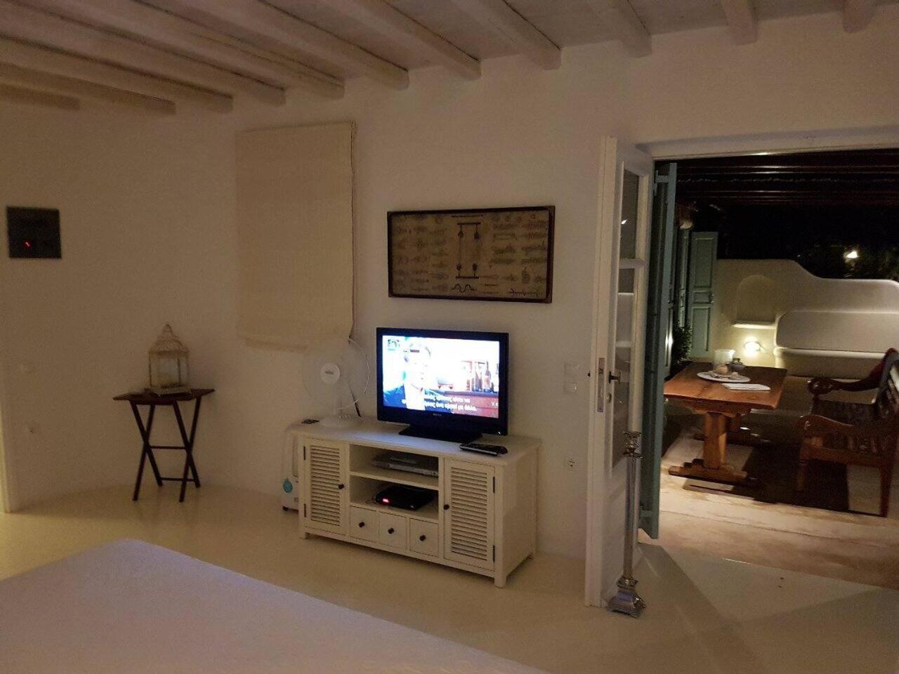 Villa Mykonos Seaside 3br Aleomandra Gem