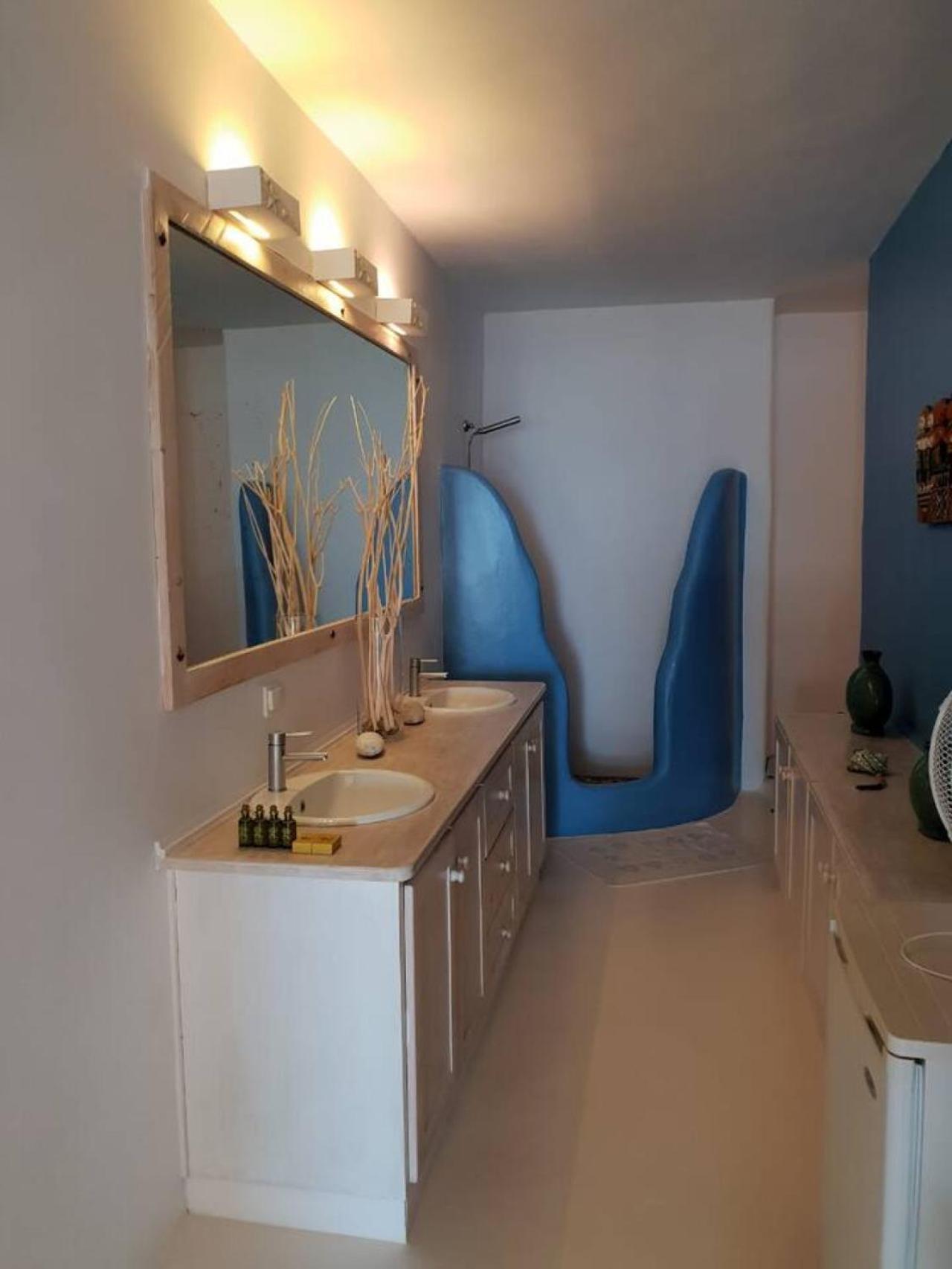 Mykonos Seaside 3br Aleomandra Gem